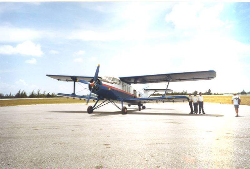 ai49.photobucket.com_albums_f282_elisabetemelo_Avioneta.jpg