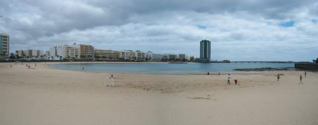 ai528.photobucket.com_albums_dd323_Tuga80_Arrecife.jpg