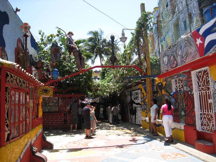 ai570.photobucket.com_albums_ss145_zibbleme_Cuba_IMG_0228.jpg
