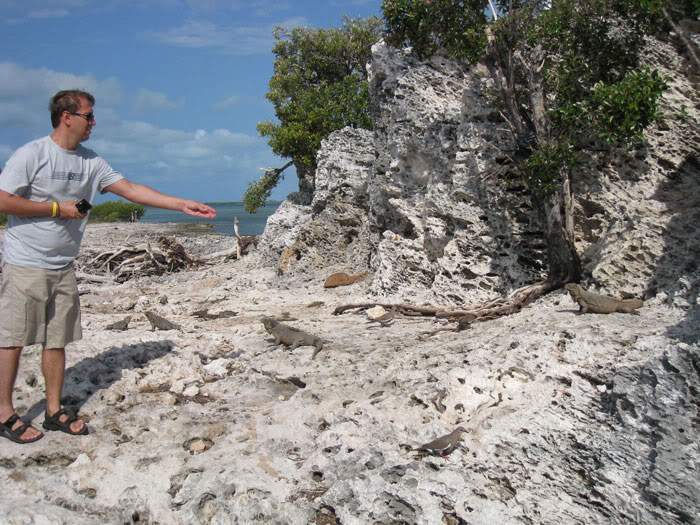 ai570.photobucket.com_albums_ss145_zibbleme_Cuba_IMG_0434.jpg
