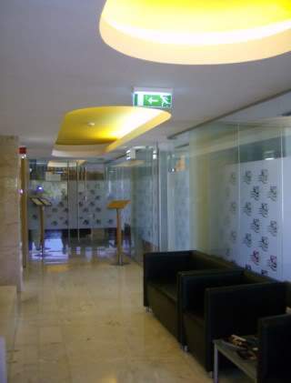 ai585.photobucket.com_albums_ss297_sfcls_Vau_254.jpg