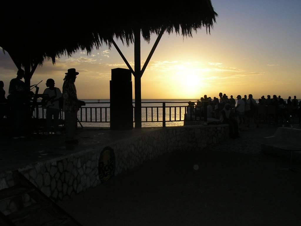 ai593.photobucket.com_albums_tt11_maricarv_P8263431.jpg