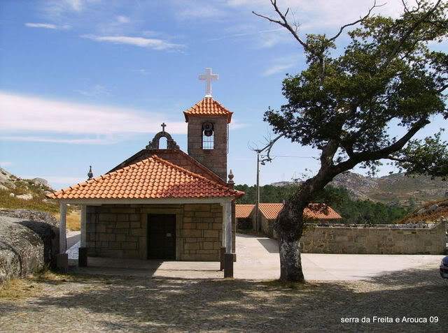 ai609.photobucket.com_albums_tt175_tininha05_SerradaFreitaMontemuroeDouro09005.jpg