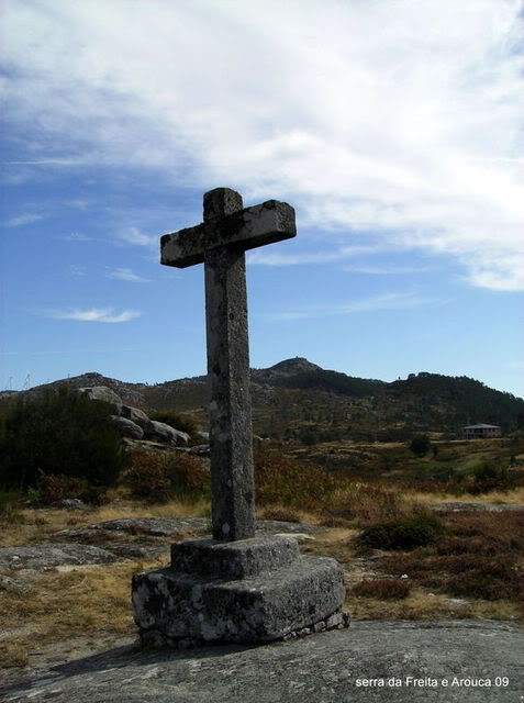 ai609.photobucket.com_albums_tt175_tininha05_SerradaFreitaMontemuroeDouro09006.jpg