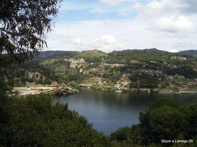 ai609.photobucket.com_albums_tt175_tininha05_SerradaFreitaMontemuroeDouro09173.jpg