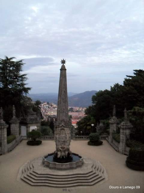 ai609.photobucket.com_albums_tt175_tininha05_SerradaFreitaMontemuroeDouro09370.jpg