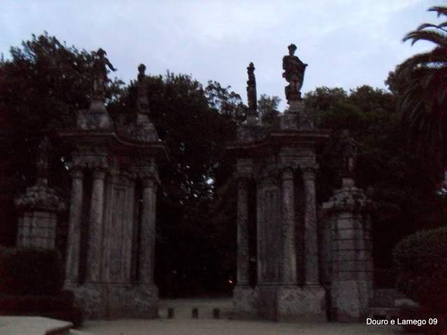 ai609.photobucket.com_albums_tt175_tininha05_SerradaFreitaMontemuroeDouro09371.jpg