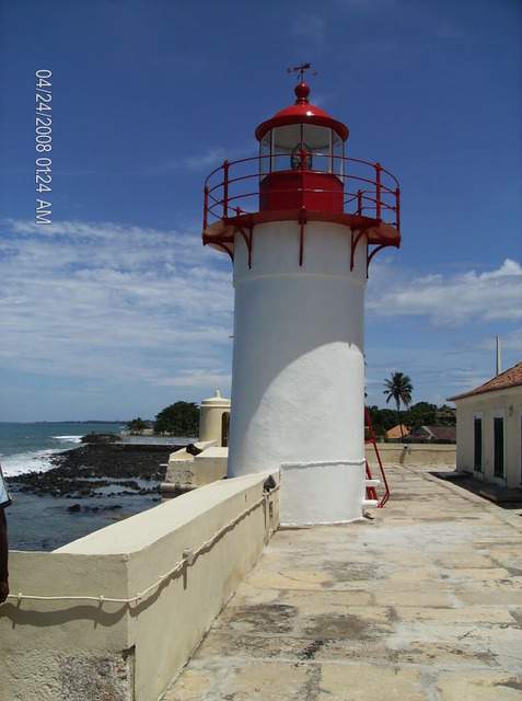 ai609.photobucket.com_albums_tt175_tininha05_STom090.jpg