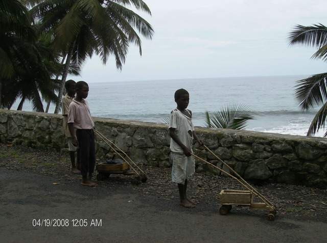 ai609.photobucket.com_albums_tt175_tininha05_STom092.jpg