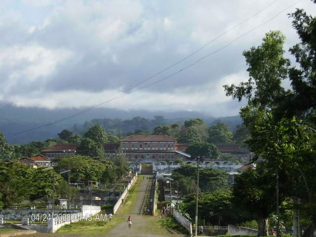 ai609.photobucket.com_albums_tt175_tininha05_STom113.jpg