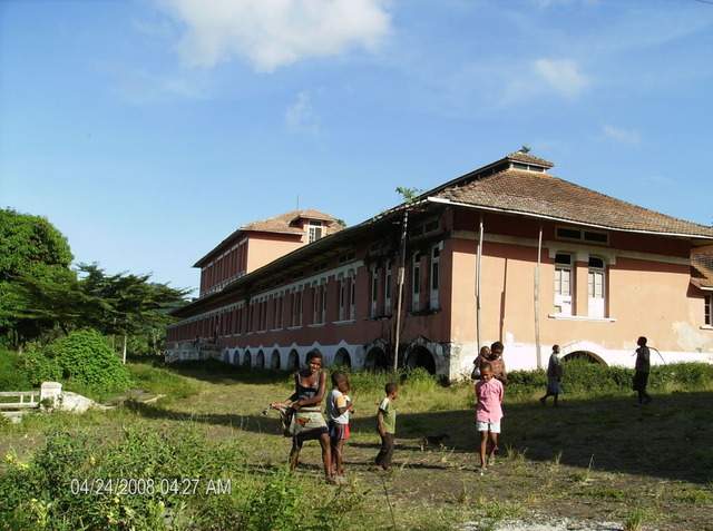 ai609.photobucket.com_albums_tt175_tininha05_STom115.jpg