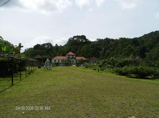 ai609.photobucket.com_albums_tt175_tininha05_STom194.jpg
