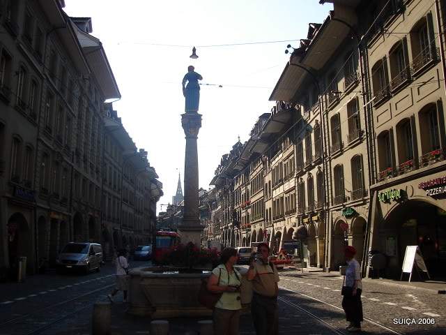 ai609.photobucket.com_albums_tt175_tininha05_Suissa2006491.jpg