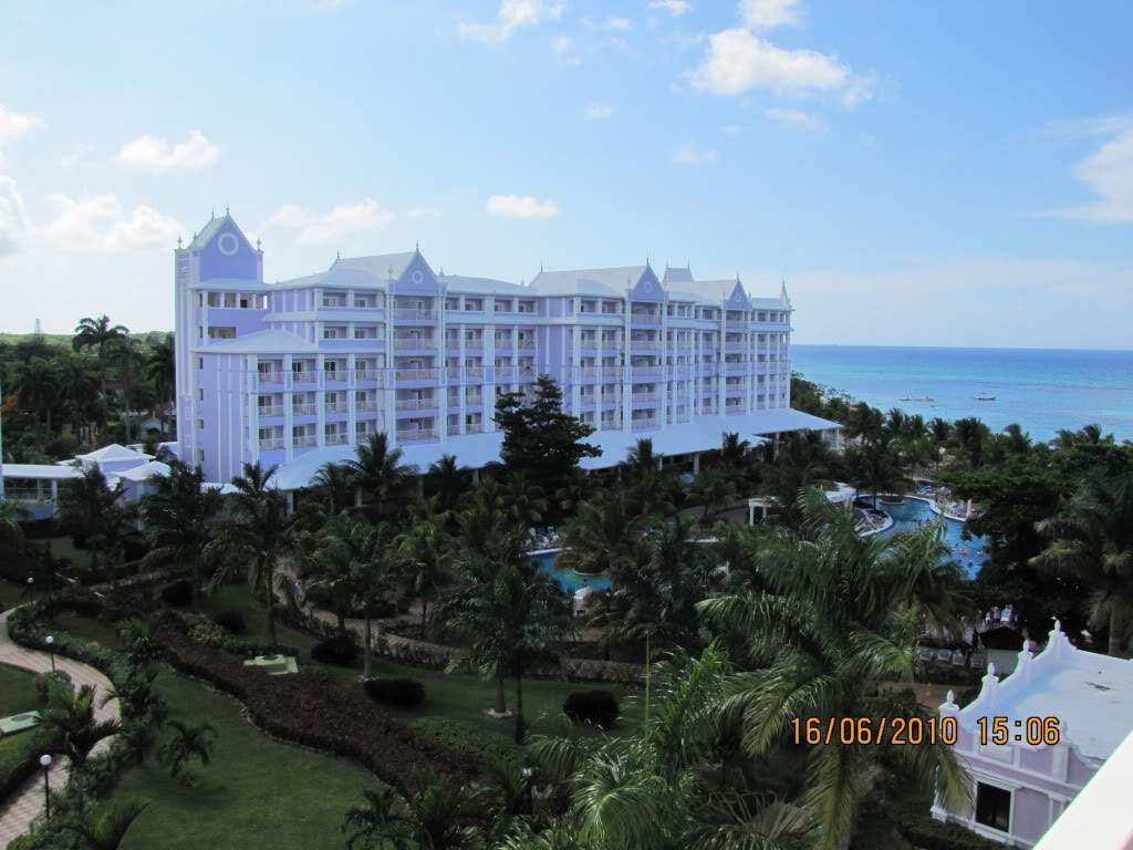 ai614.photobucket.com_albums_tt222_octuning_jamaica_202010_jamaica2010178.jpg