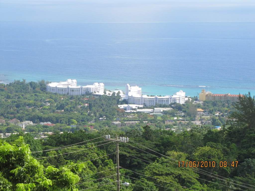 ai614.photobucket.com_albums_tt222_octuning_jamaica_202010_jamaica2010223.jpg