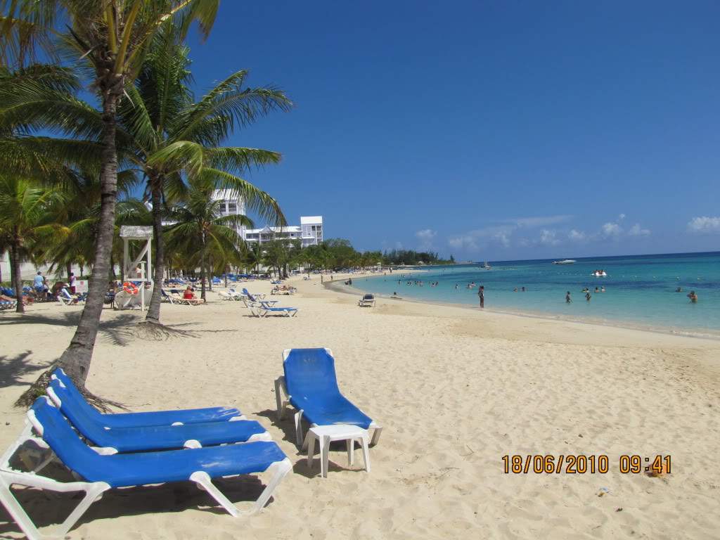 ai614.photobucket.com_albums_tt222_octuning_jamaica_202010_jamaica2010413.jpg