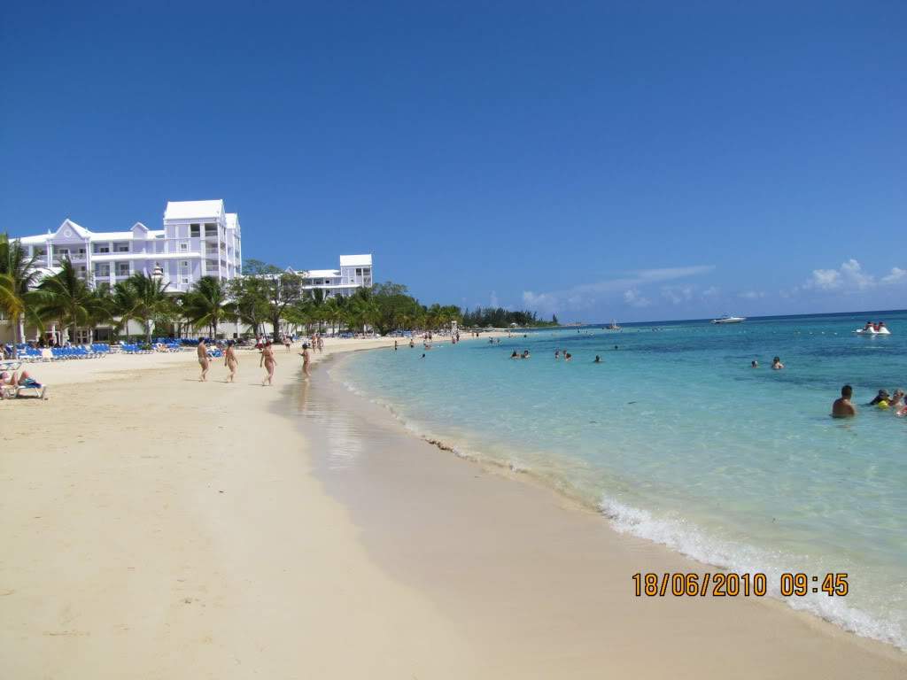 ai614.photobucket.com_albums_tt222_octuning_jamaica_202010_jamaica2010418.jpg