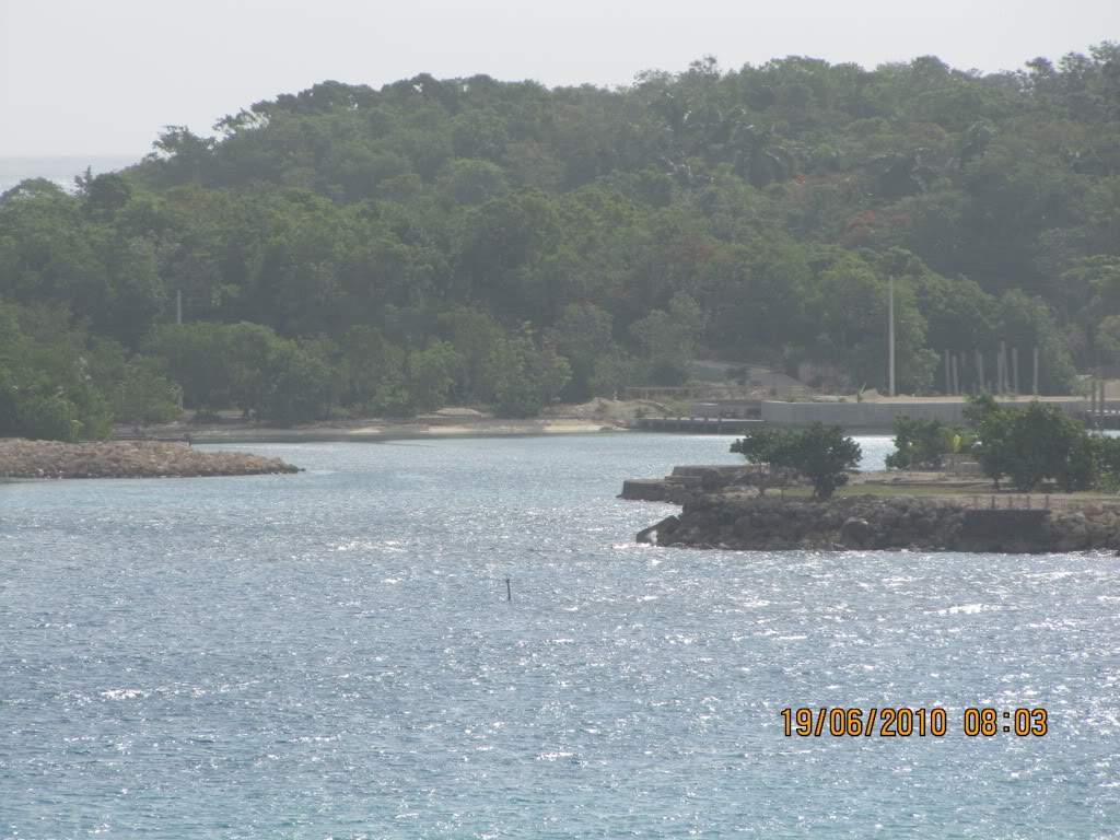 ai614.photobucket.com_albums_tt222_octuning_jamaica_202010_jamaica2010459.jpg
