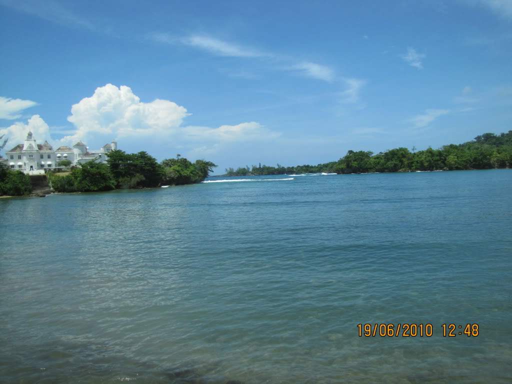 ai614.photobucket.com_albums_tt222_octuning_jamaica_202010_jamaica2010586.jpg