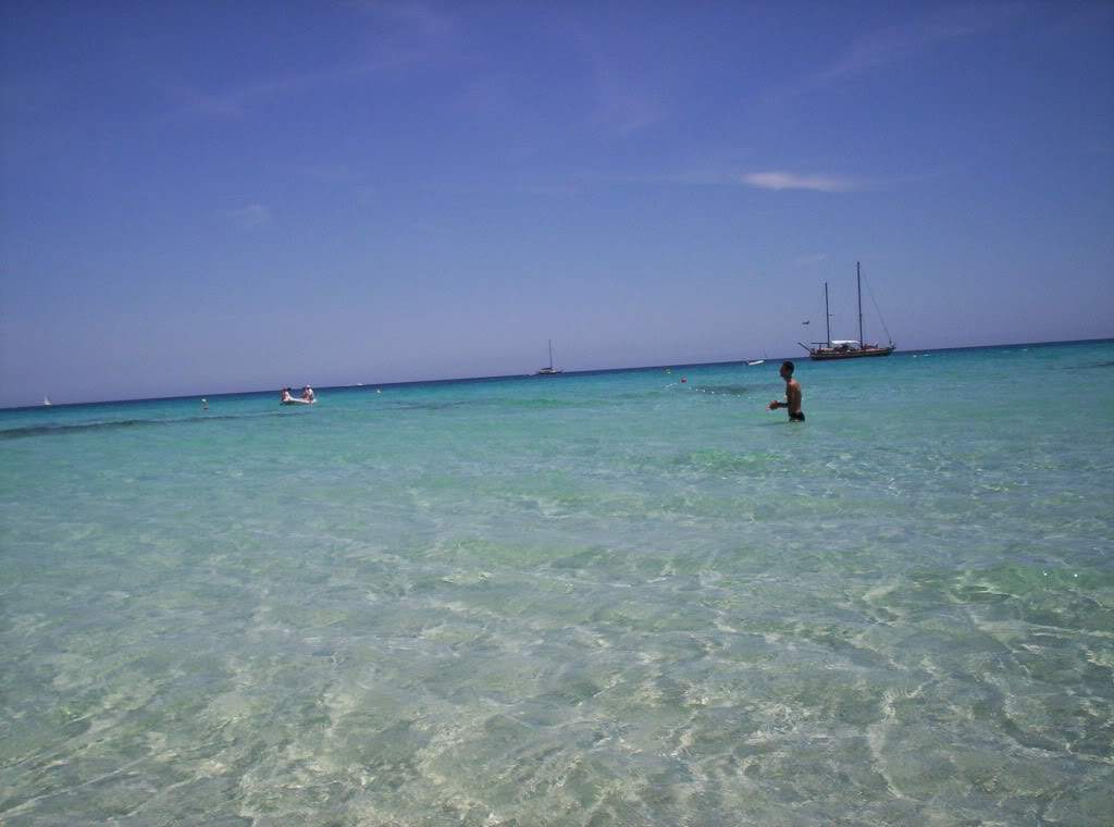 ai620.photobucket.com_albums_tt287_malibugirl__Ibiza338.jpg