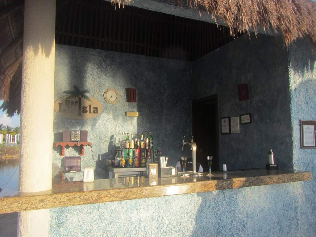 ai636.photobucket.com_albums_uu81_ruimartinsphotos_Mexico_202013_IMG_0232Copy.jpg