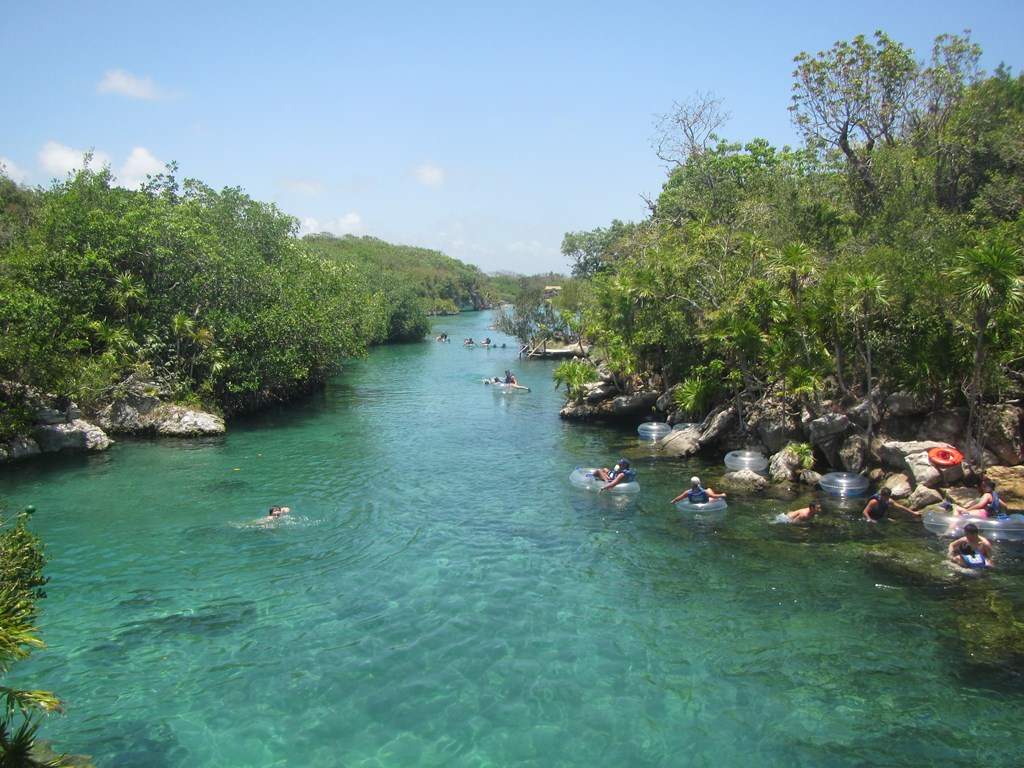 ai636.photobucket.com_albums_uu81_ruimartinsphotos_Mexico_202013_IMG_0543Copy.jpg