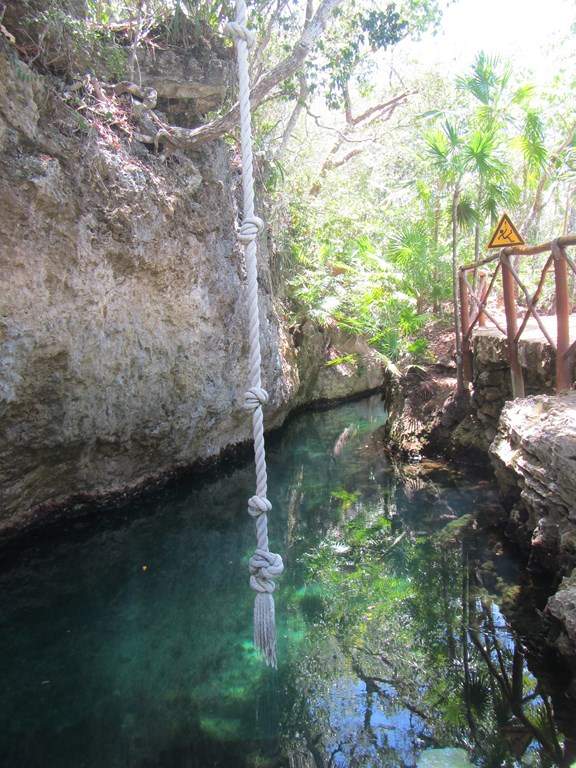 ai636.photobucket.com_albums_uu81_ruimartinsphotos_Mexico_202013_IMG_0553Copy.jpg