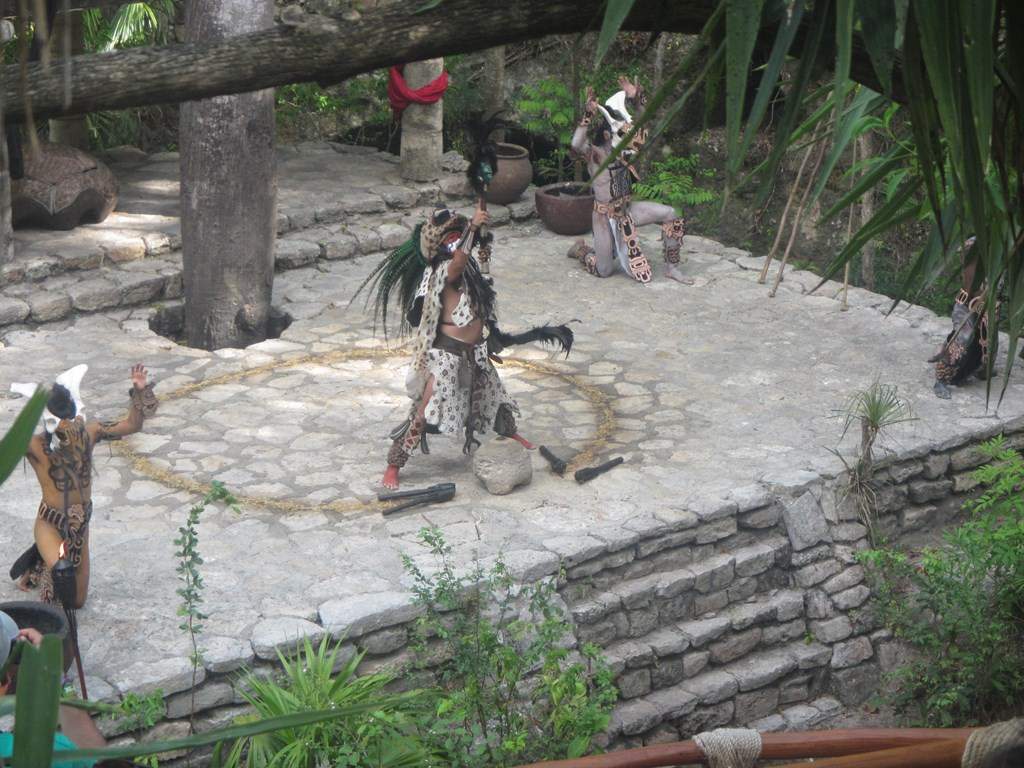 ai636.photobucket.com_albums_uu81_ruimartinsphotos_Mexico_202013_IMG_0911Copy.jpg