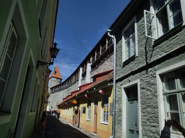 ai639.photobucket.com_albums_uu112_stafinko_Helsinquia_CIMG0357.jpg