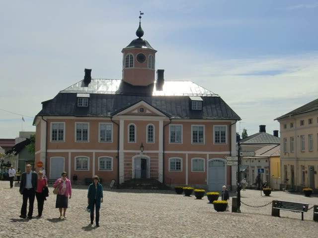 ai639.photobucket.com_albums_uu112_stafinko_Helsinquia_CIMG0399.jpg