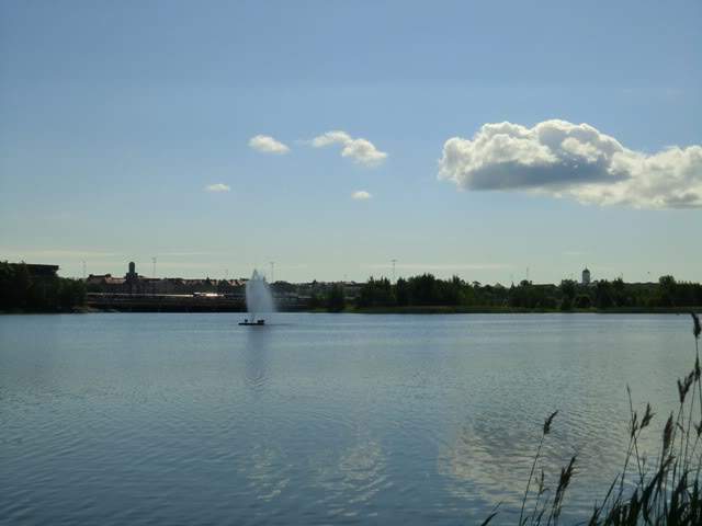 ai639.photobucket.com_albums_uu112_stafinko_Helsinquia_Lago.jpg