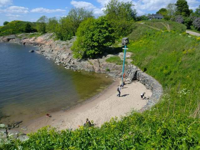 ai639.photobucket.com_albums_uu112_stafinko_Helsinquia_seaborg3.jpg