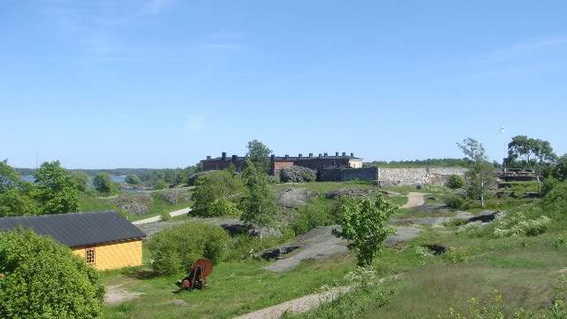ai639.photobucket.com_albums_uu112_stafinko_Helsinquia_seaborg8.jpg