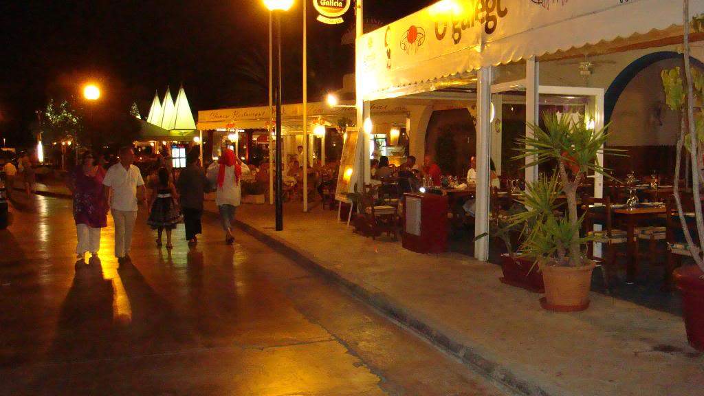 ai645.photobucket.com_albums_uu177_helenavm_Ibiza_DSC00211.jpg
