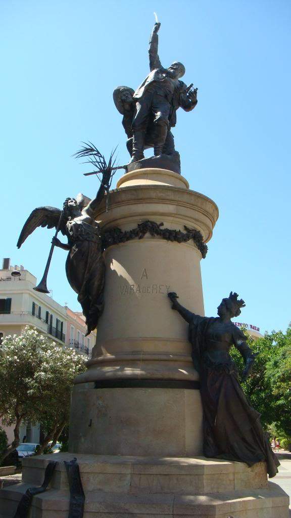 ai645.photobucket.com_albums_uu177_helenavm_Ibiza_DSC00301.jpg