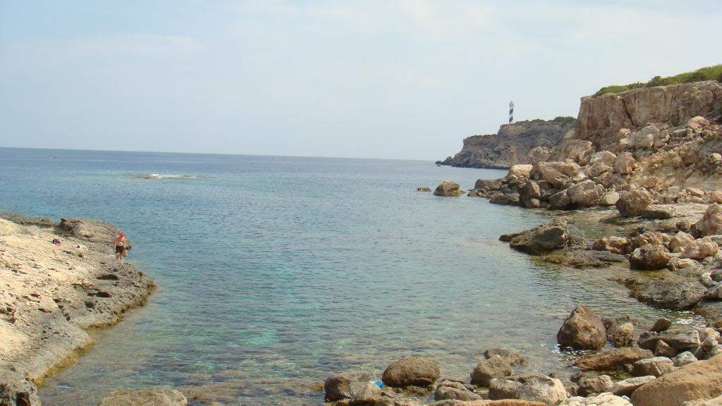 ai645.photobucket.com_albums_uu177_helenavm_Ibiza_DSC00353.jpg