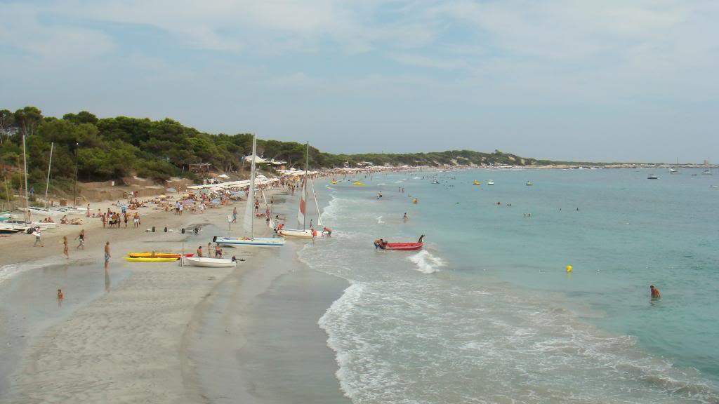 ai645.photobucket.com_albums_uu177_helenavm_Ibiza_DSC00453.jpg