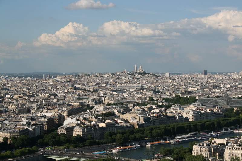ai647.photobucket.com_albums_uu198_emcoliveira_Paris_10_resize.jpg