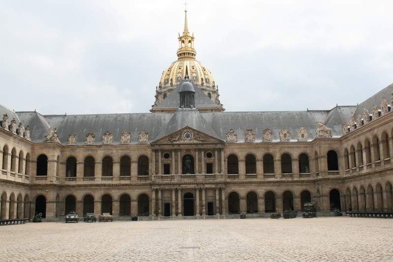ai647.photobucket.com_albums_uu198_emcoliveira_Paris_42_resize.jpg