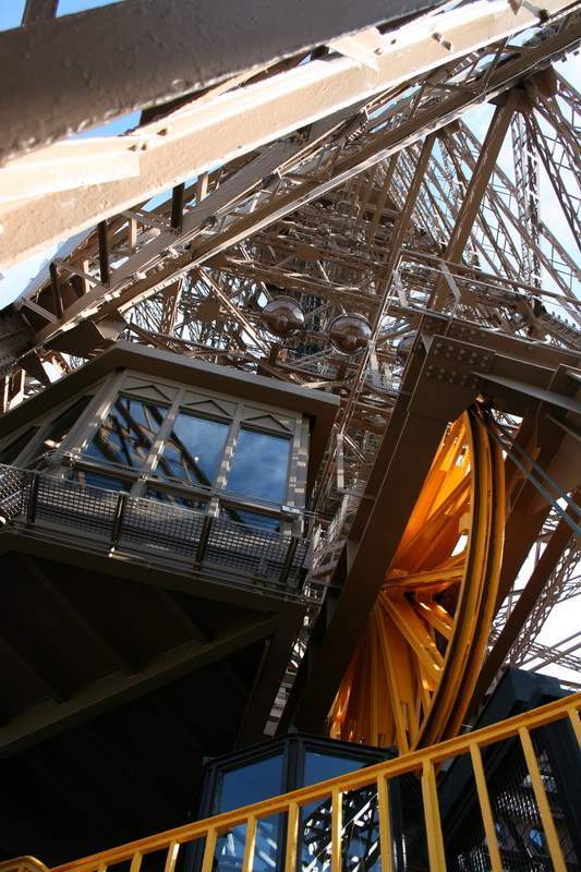 ai647.photobucket.com_albums_uu198_emcoliveira_Paris_8_resize.jpg