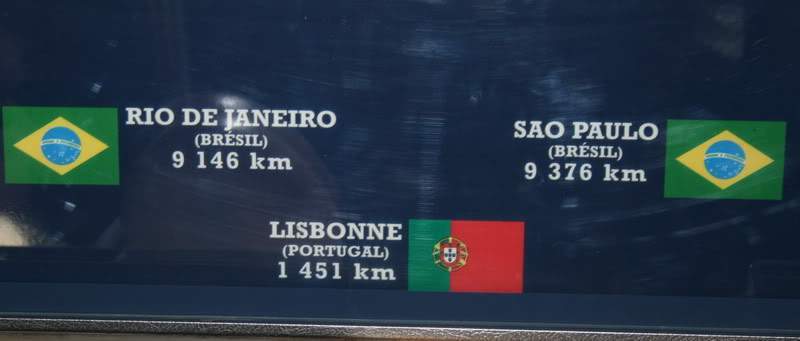 ai647.photobucket.com_albums_uu198_emcoliveira_Paris_9_resize.jpg