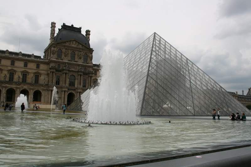 ai647.photobucket.com_albums_uu198_emcoliveira_Paris_IMG_3670_resize.jpg