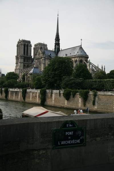 ai647.photobucket.com_albums_uu198_emcoliveira_Paris_IMG_8303_resize.jpg