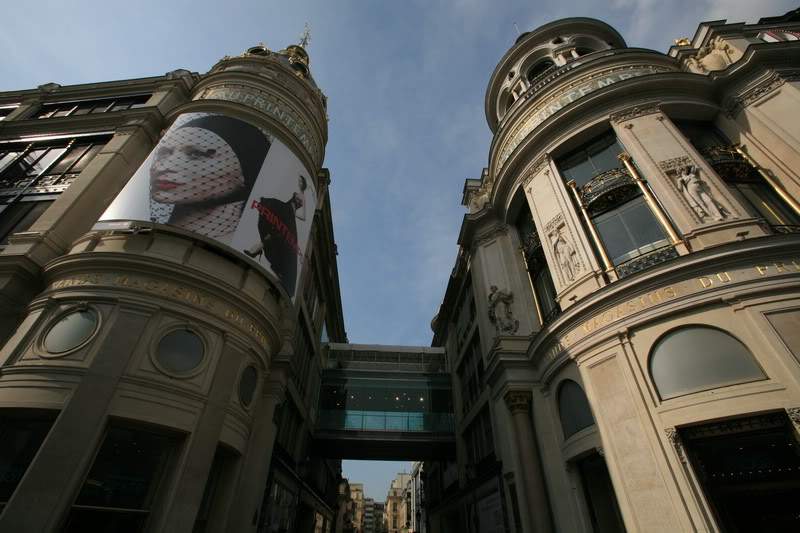 ai647.photobucket.com_albums_uu198_emcoliveira_Paris_IMG_8671_resize.jpg