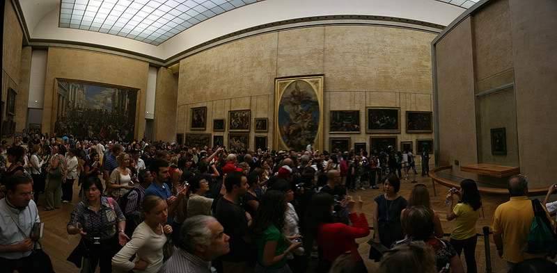 ai647.photobucket.com_albums_uu198_emcoliveira_Paris_monalisa_resize.jpg