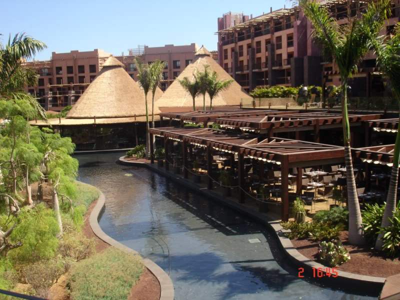 ai650.photobucket.com_albums_uu230_amvba_Baobab_202010_Baobab_Junho2010053800x600.jpg