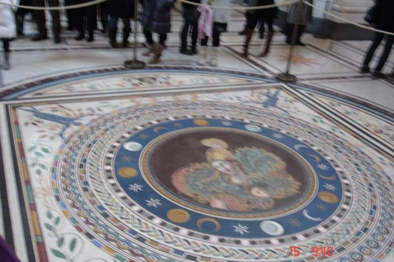 ai650.photobucket.com_albums_uu230_amvba_pavimentonoVaticano800x600.jpg