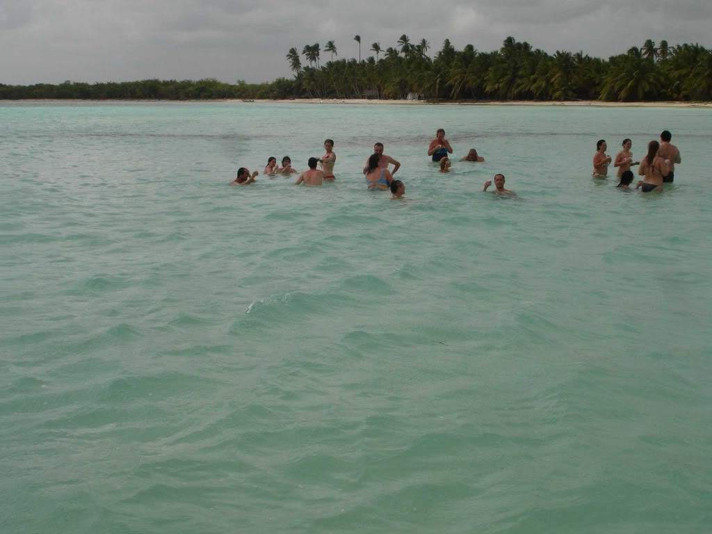 ai690.photobucket.com_albums_vv267_candalense_PuntaCana178.jpg