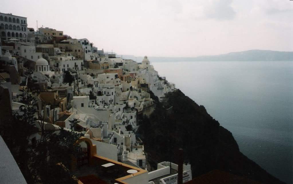 ai695.photobucket.com_albums_vv313_anamateus15_Santorini3.jpg