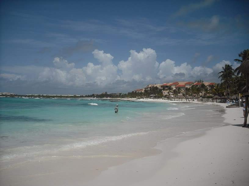 ai696.photobucket.com_albums_vv322_diasnuno_2009_praiasecreta.jpg